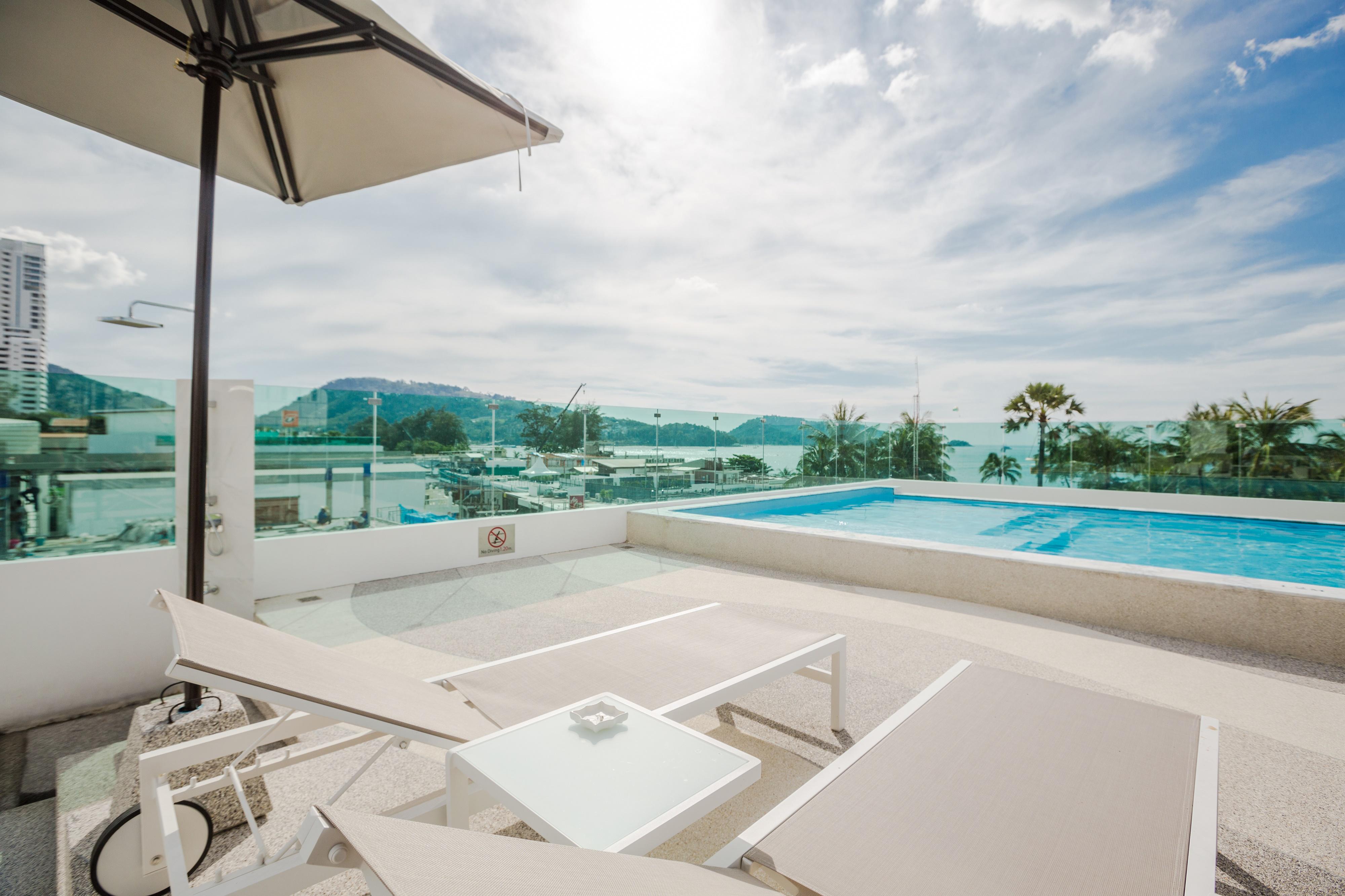 The Bloc Hotel Phuket - Sha Extra Plus Patong Екстериор снимка