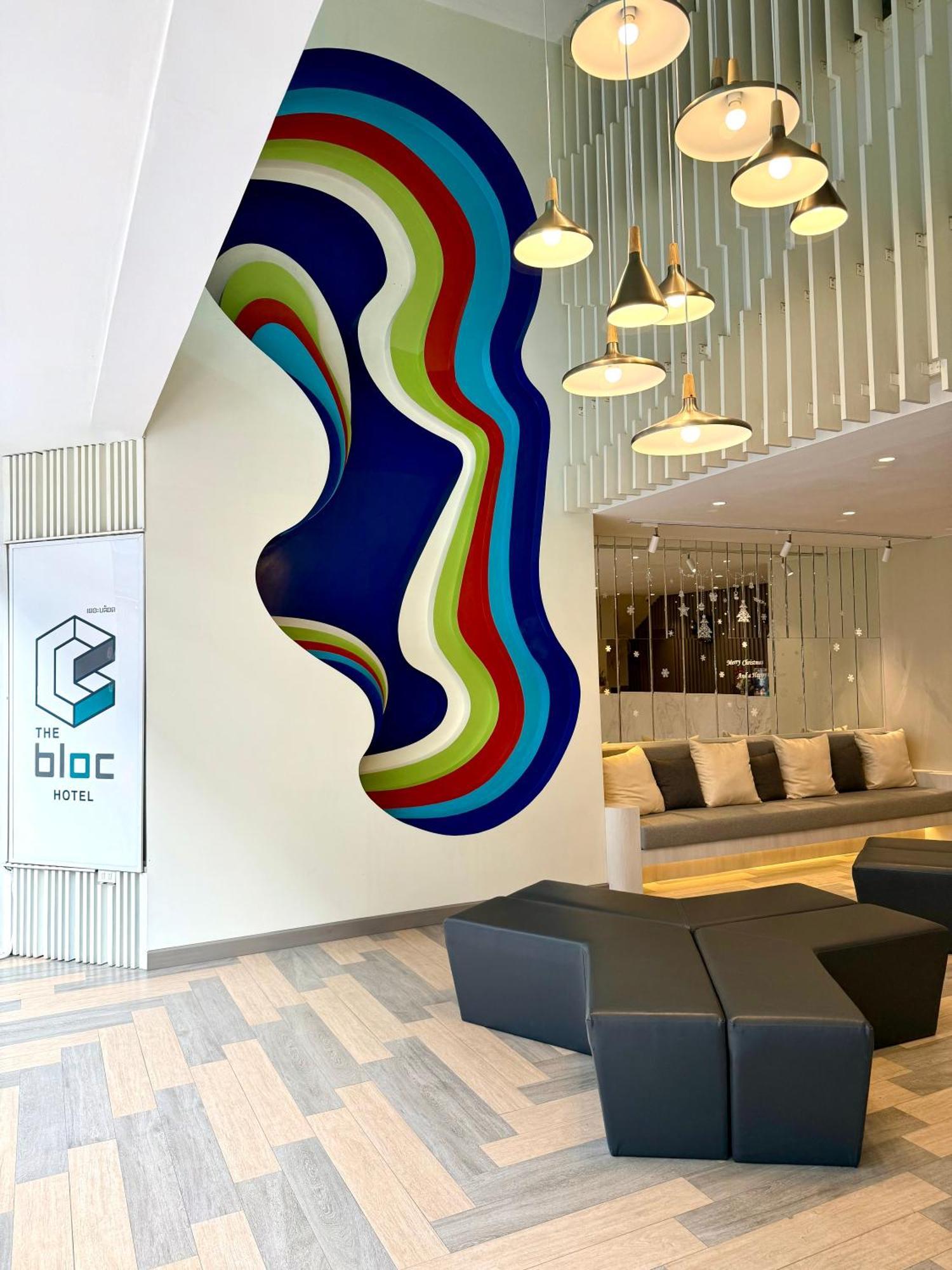 The Bloc Hotel Phuket - Sha Extra Plus Patong Екстериор снимка