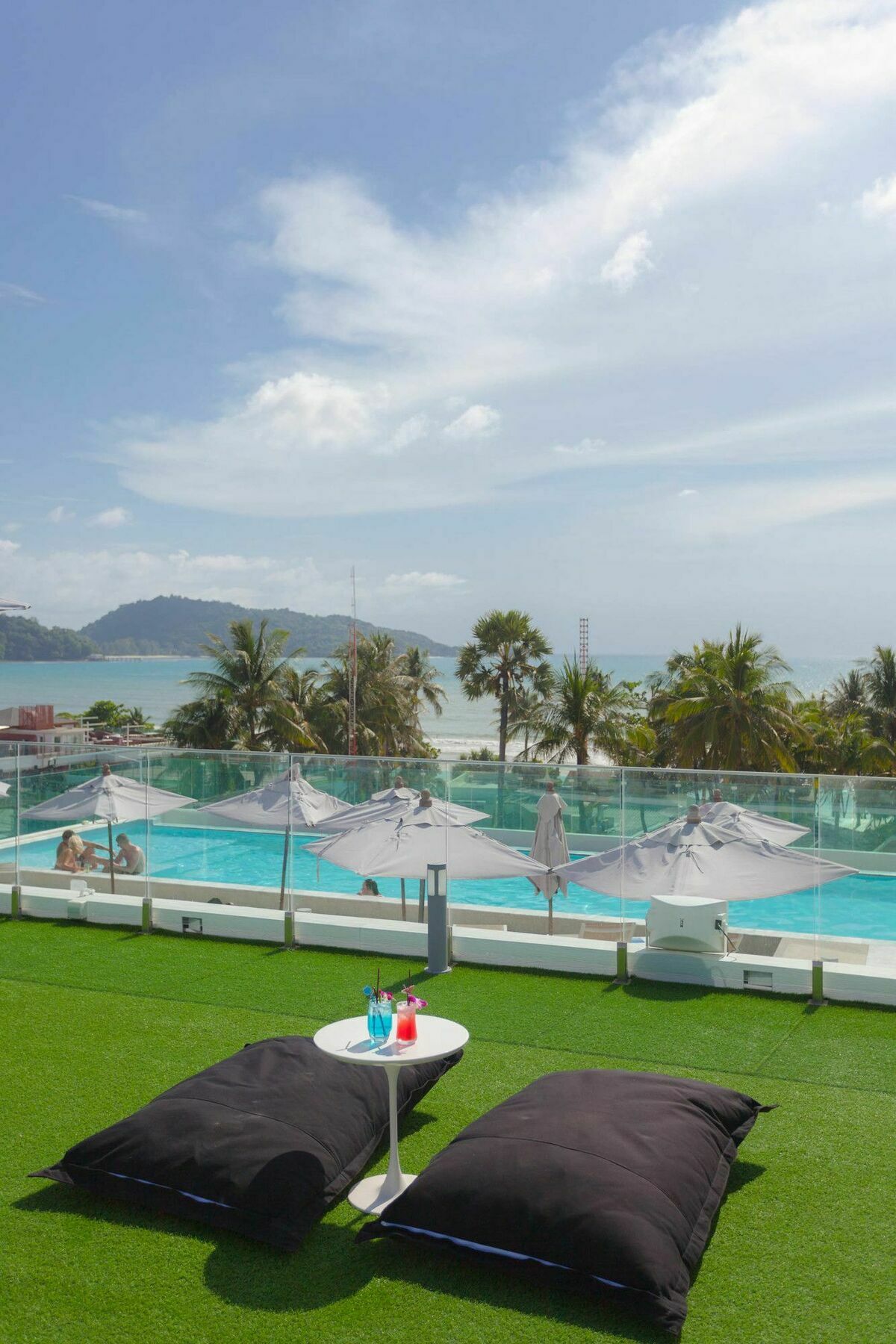 The Bloc Hotel Phuket - Sha Extra Plus Patong Екстериор снимка
